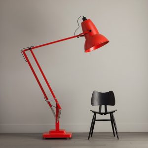 Anglepoise Lamp, Lampe Design, Klassiker, Designklassiker, George Carwardine, Briefmarke, Stamp, Großbritanien, Greatbritain, Geschichte, Idee, Entstehung, alt und neu, Erfinder, Erfindung,